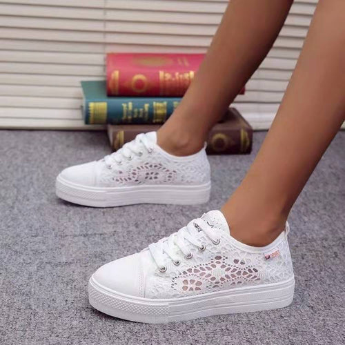 Women’S Sneakers with Delicate Lace Pattern and Non-Slip Sole Amarae