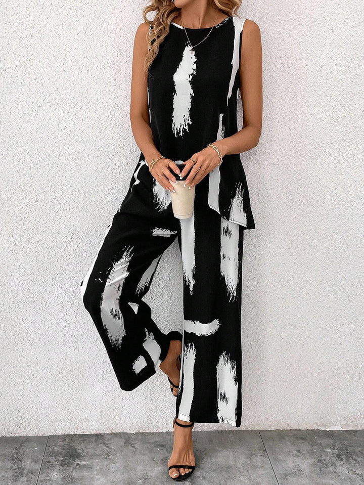 Women’s blouse set with a casual fit and trendy Lune London pattern