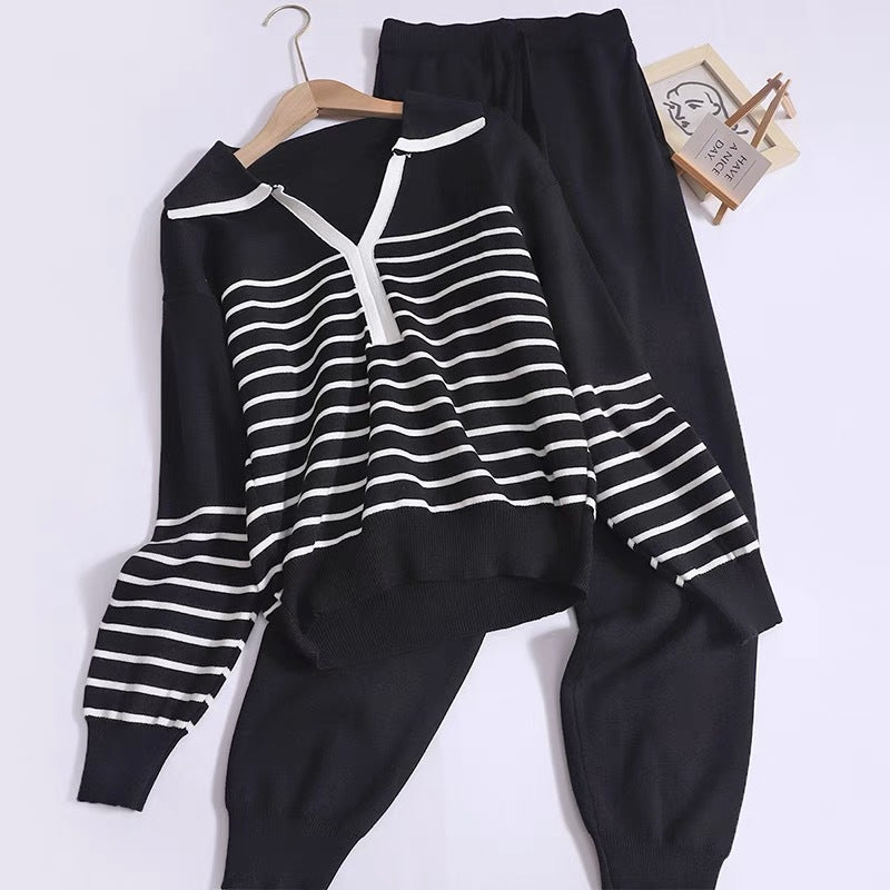 Ladies Chic and Stylish Two-Piece Sports Set