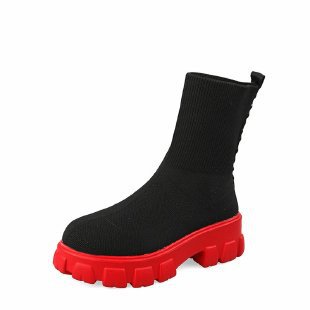 Trendy women's boots with high shaft and sturdy platform Lune London