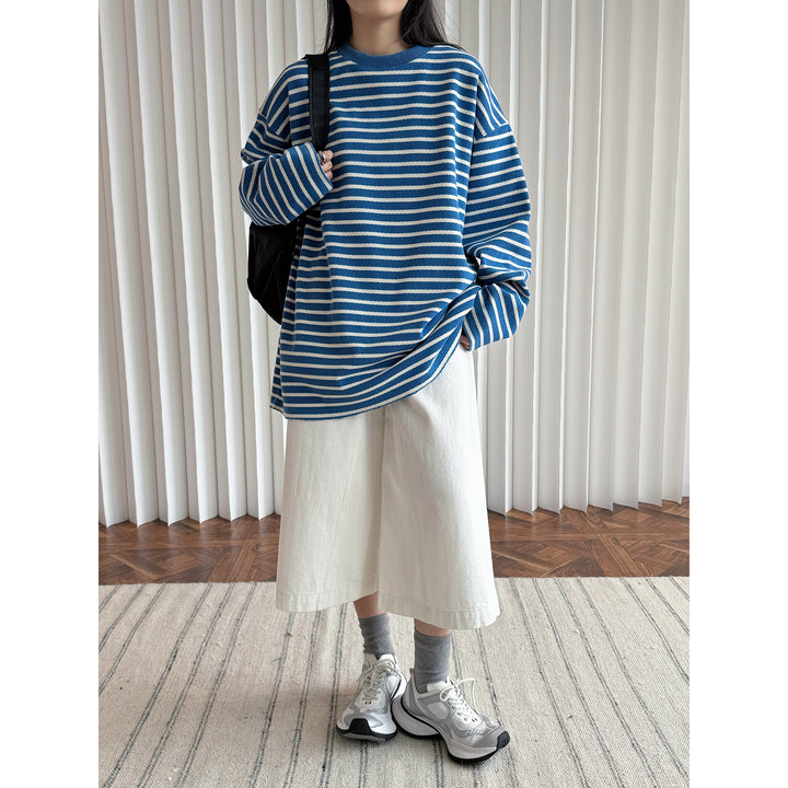 Women's Striped Oversize Knit Sweater with Boxy Silhouette and Ribbed Round Neck
