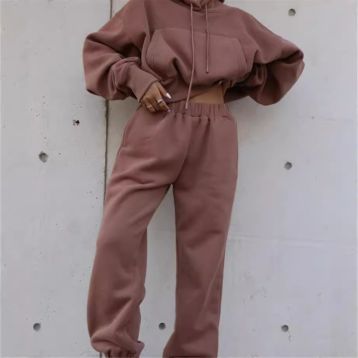 Lune London women's casual sweatshirt and jogger pant set