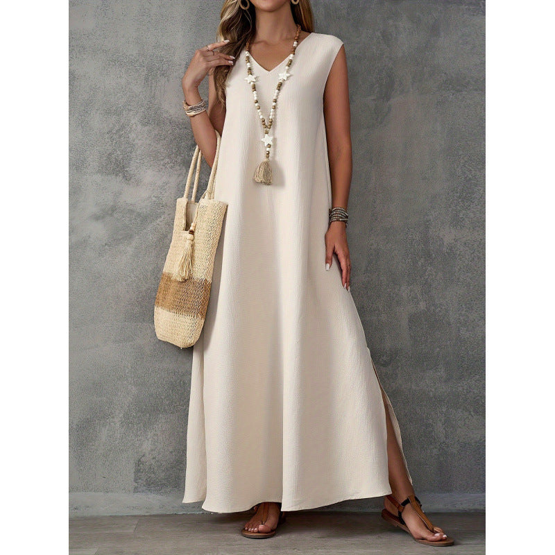 Maxi dress for women with V neckline and side slits Lune London