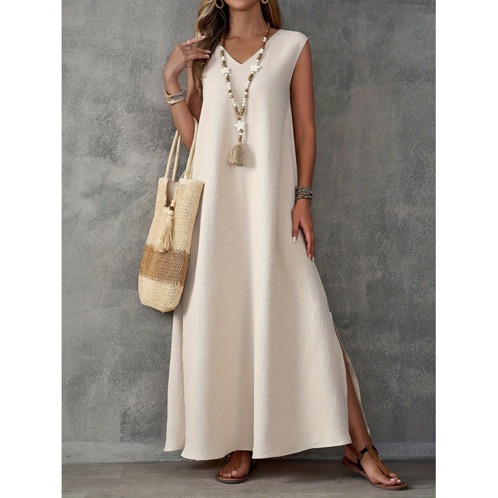 Maxi dress for women with V neckline and side slits Lune London