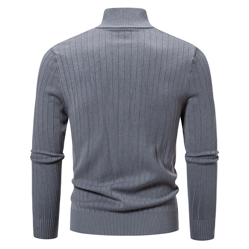 Elegant fine-knit sweater for men with a high collar and zipper Lune London