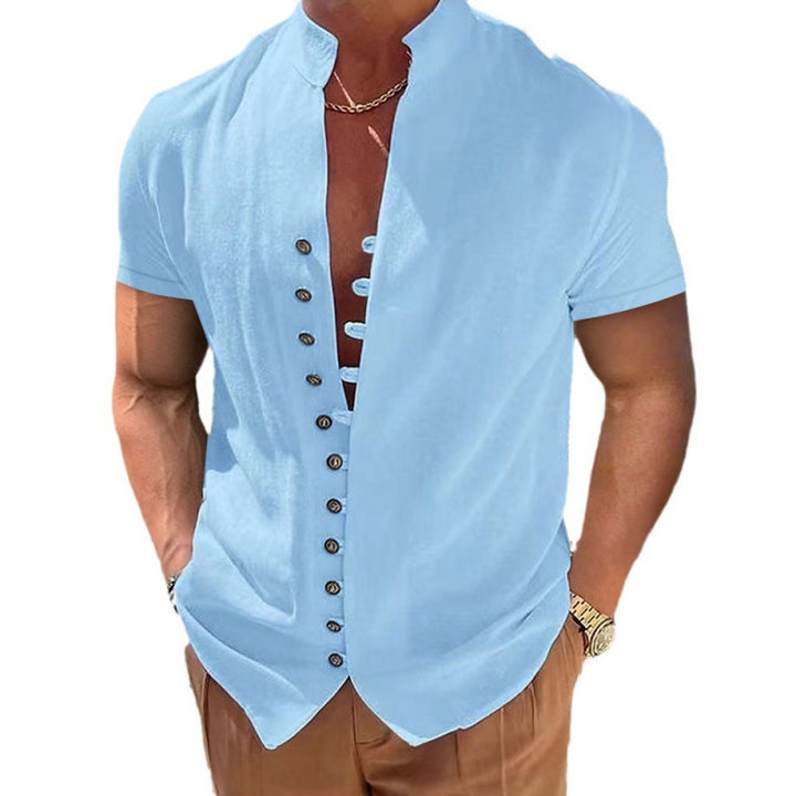 Casual short-sleeved shirt for men with a trendy button design Lune London