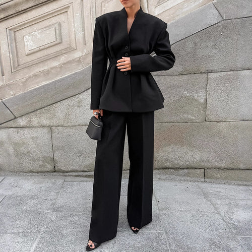 Fitted suit jacket for women with wide pants Amarae