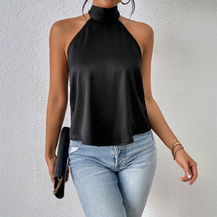 Haut halter élégant pour femmes avec finition soyeuse Chic & Stil