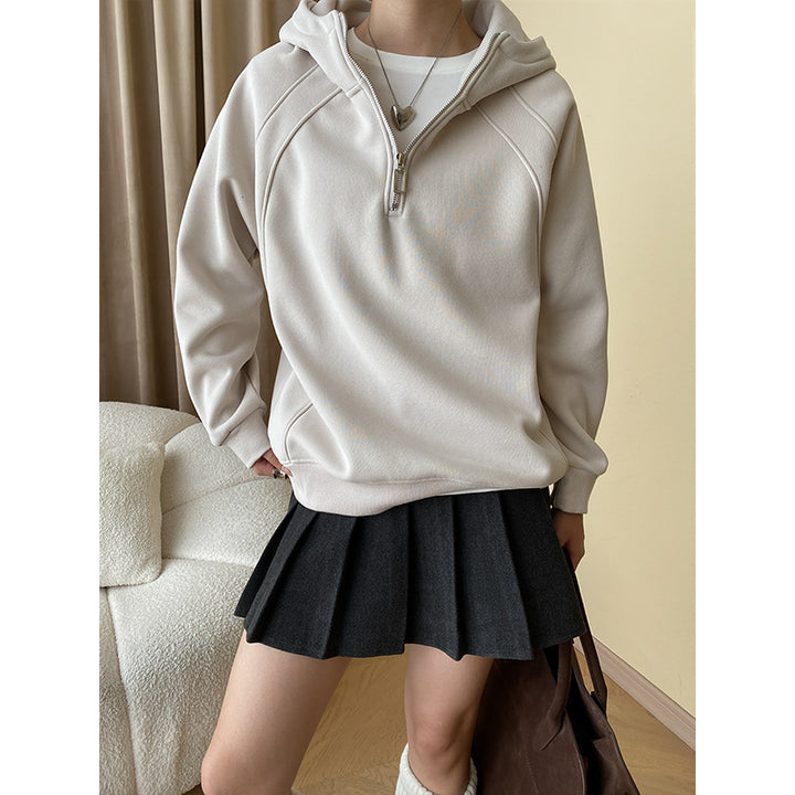Women's Comfortable Hoodie with Half-Zip Chic & Stil