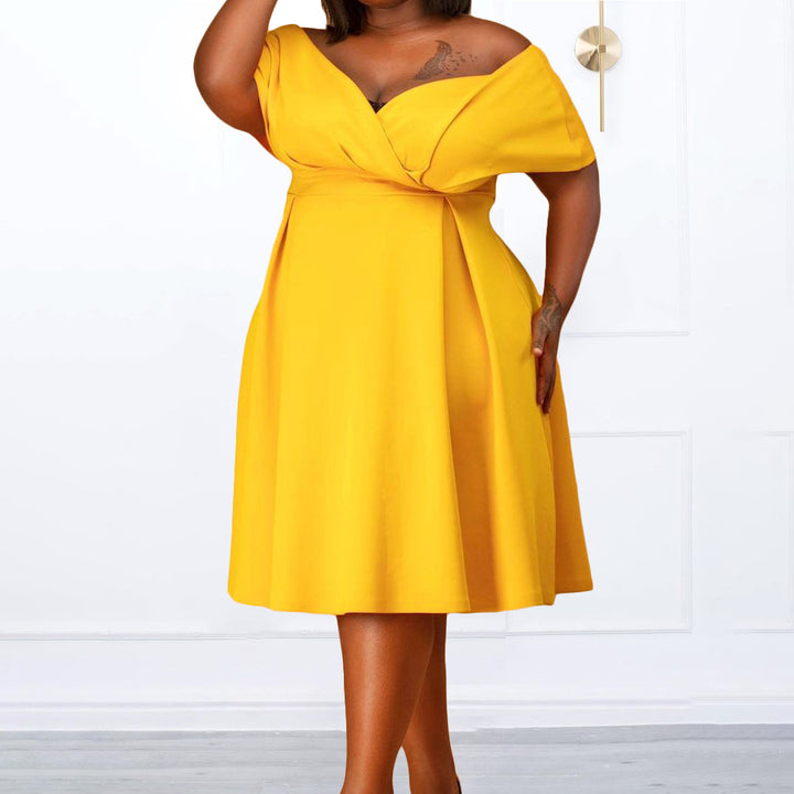 Evening dresses for women with a fluid skirt and elegant draping Lune London
