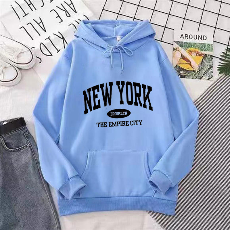 Women Cozy Hoodie with New York Print Chic & Stil
