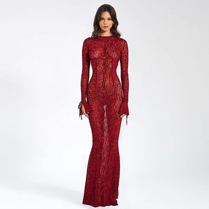 Lune London fitted maxi dress for women with animal print and wide sleeves