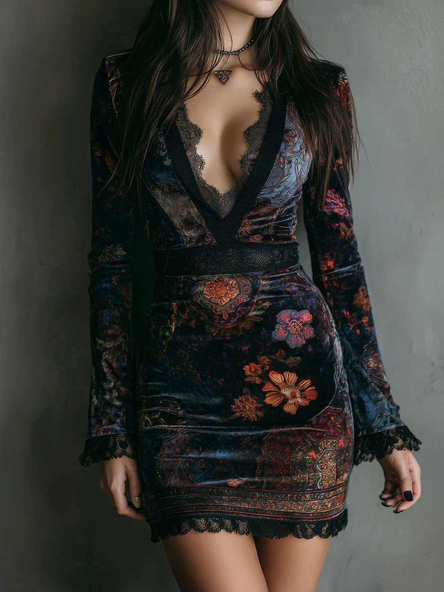 Robe mini femme avec décolleté en V profond et motif floral Chic & Stil