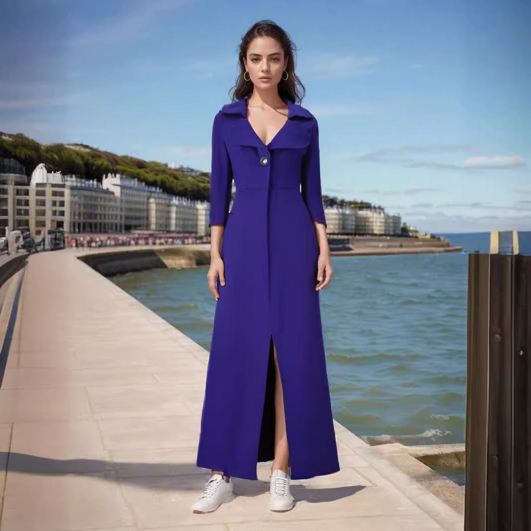 Ladies Elegant long coat with classic lapels and modern accents Amarae
