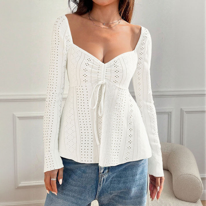 Blouse for women with ruffled details and a chic lace design Chic & Stil