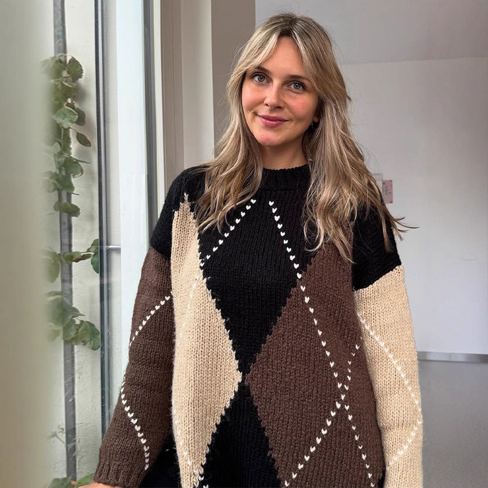 Women's chunky knit oversized sweater with diamond knit pattern Amarae