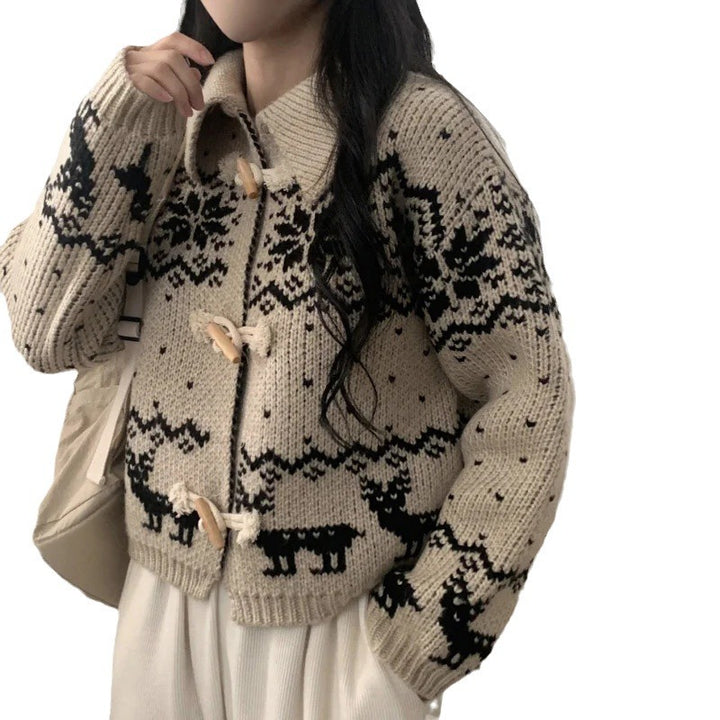 Cardigan pour femmes avec fermeture à bouton en bois et motif moderne Chic & Stil