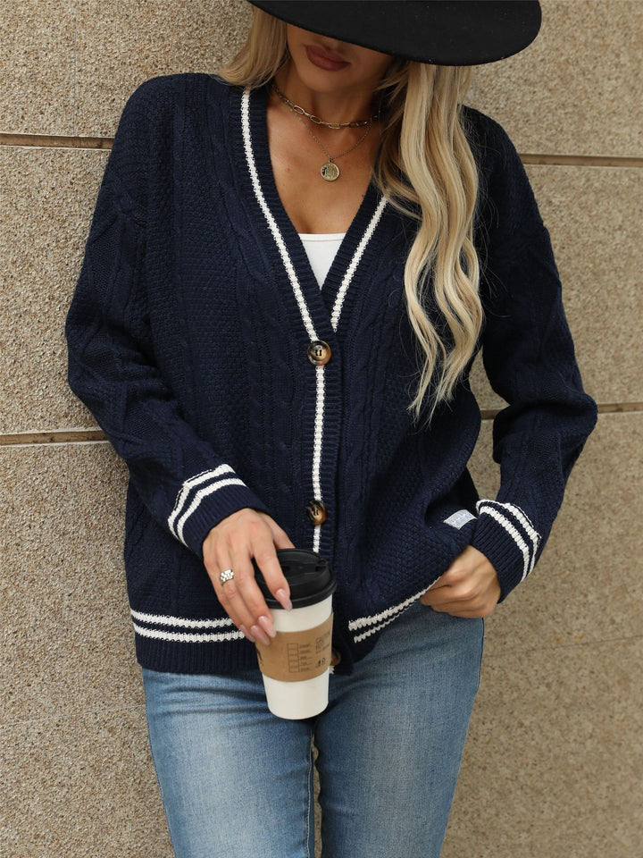 Ladies chunky cardigan with stylish star appliqués and contrasting details Lune London