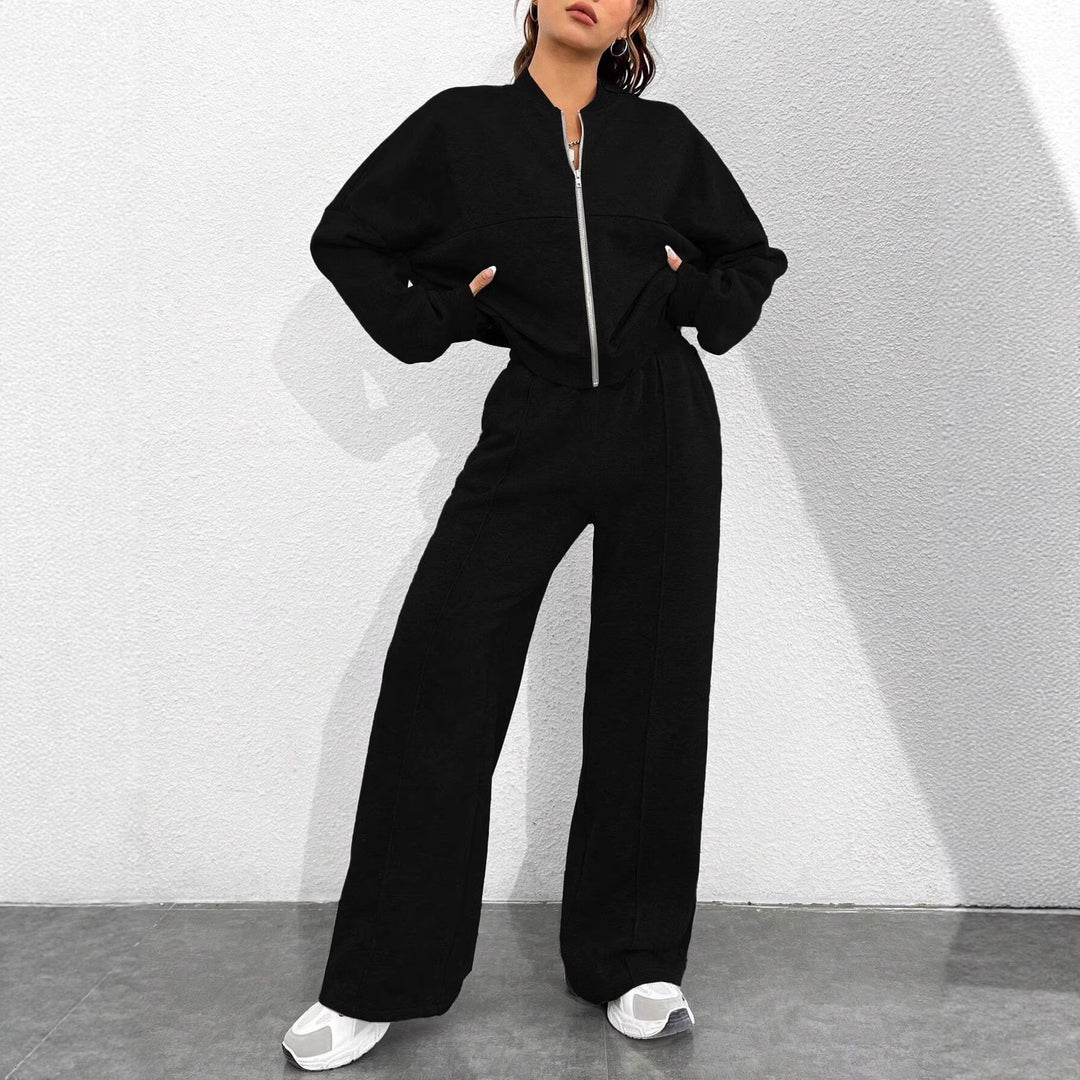 Women's short zip-up hoodie with high-waist wide jogger set Amarae