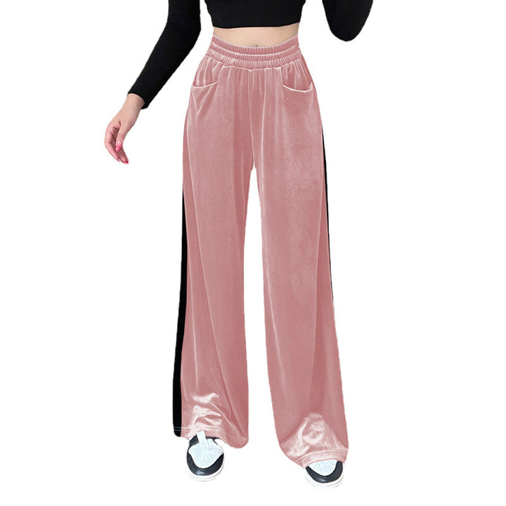 Wide Palazzo pants for ladies in velvet material with high waist and practical pockets Lune London