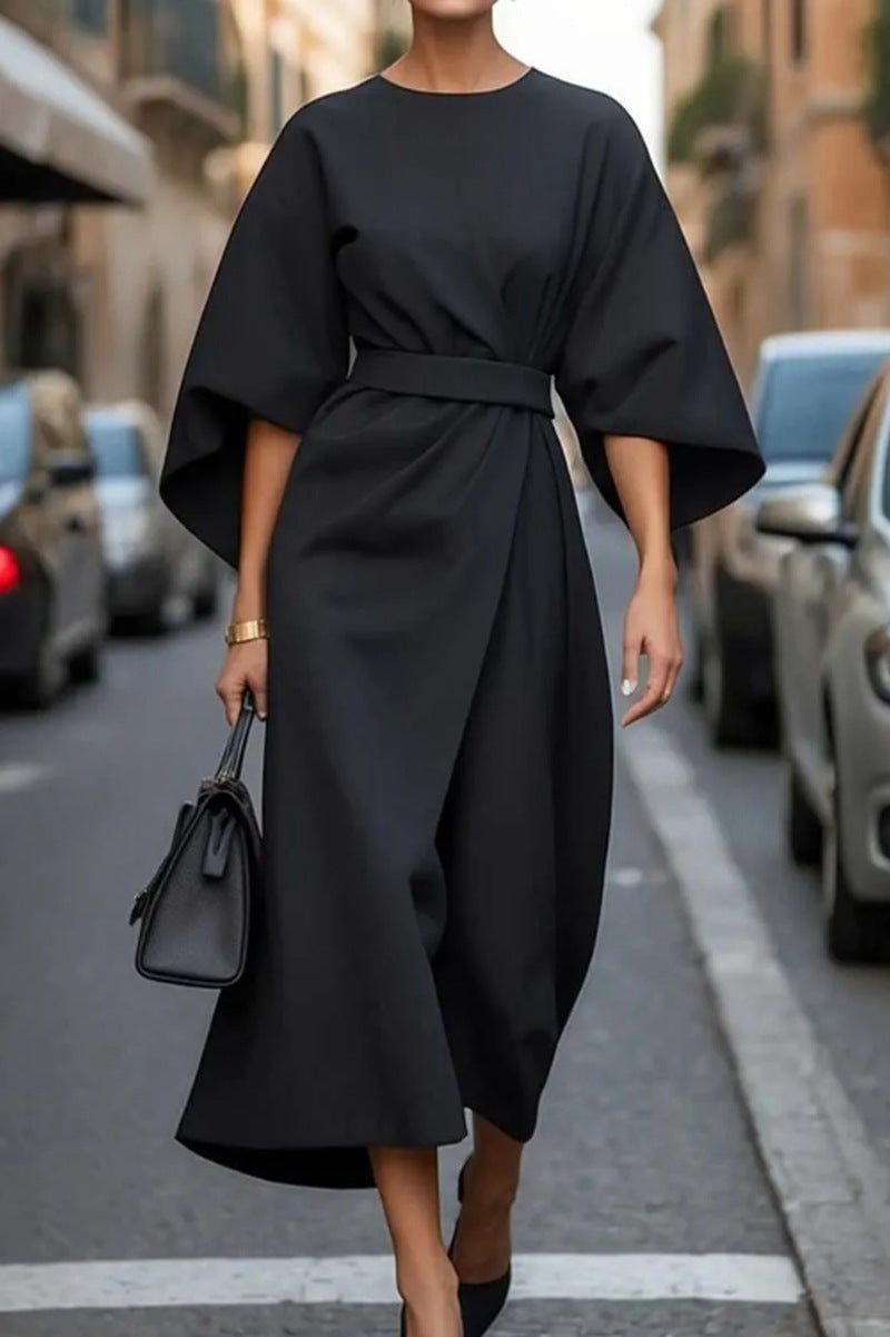 Maxi dress for women with voluminous sleeves and a stylish belt Lune London