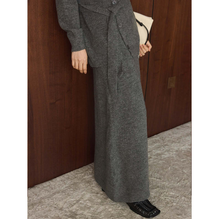Women's Buttoned Knit Coat with Ties and Maxi Skirt Amarae