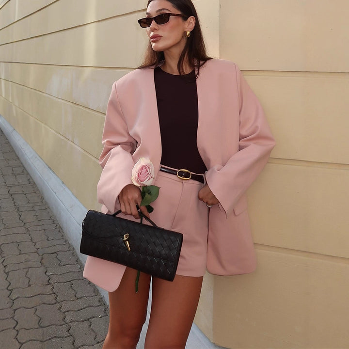 Women Oversized Blazer Set with High-Waist Shorts and Structured Shoulder Part Amarae