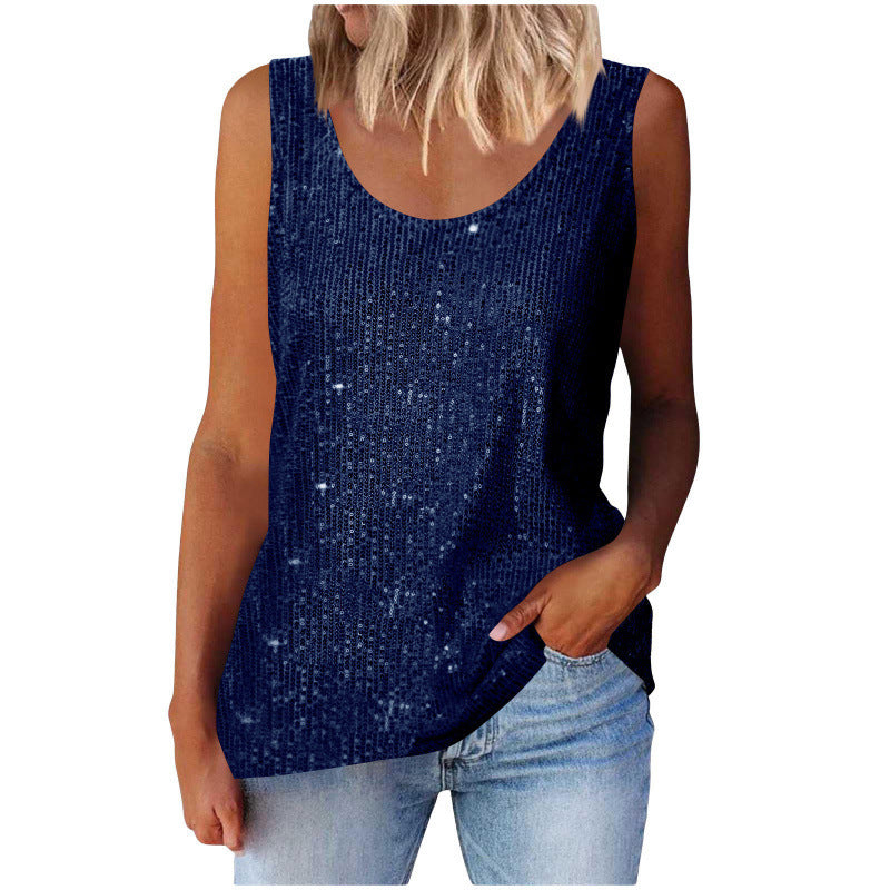 Ladies shimmering top with glistening fabric and figure-friendly cut Lune London