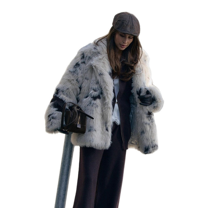 Ladies Flecked Faux Fur Coat in Oversized Cut with Voluminous Shawl Collar Amarae