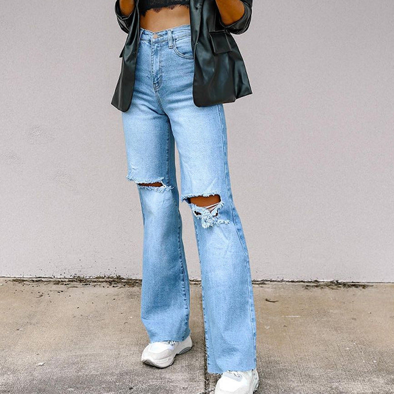 Ladies Flared Jeans with modern Destroyed details Lune London