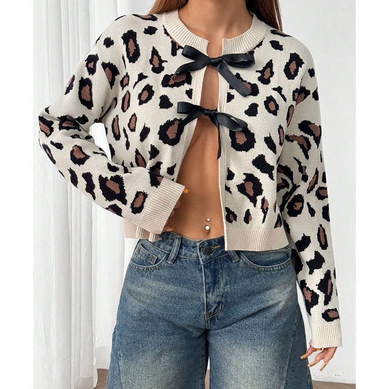 Women Trendy Cardigan with Playful Knots Lune London