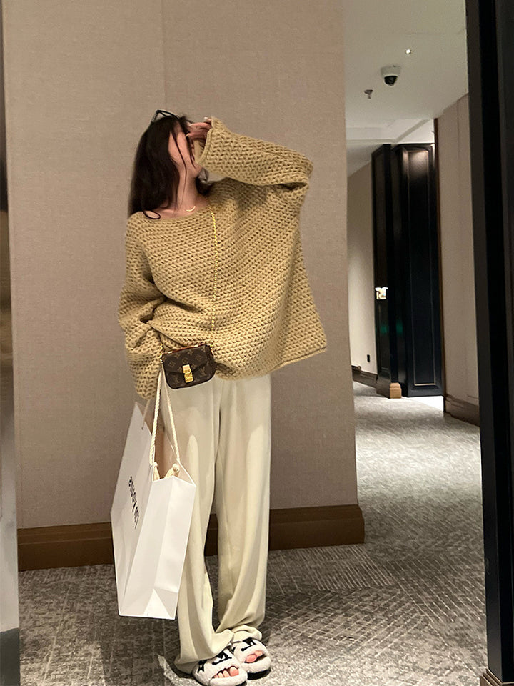 Pull en maille épaisse pour femmes avec une coupe ample et un style décontracté Chic & Stil