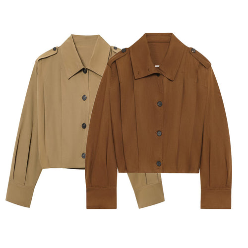 Cropped jacket for women with decorative button details and a chic elegant cut Amarae