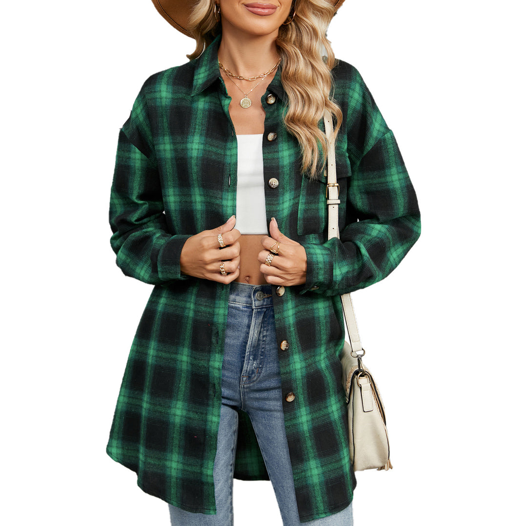 Women's oversized checkered shirt with a relaxed fit and button details Lune London