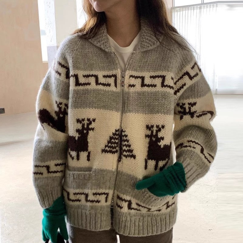 Ladies Comfortable Ribbed Zip Sweater with Festive Pattern Lune London