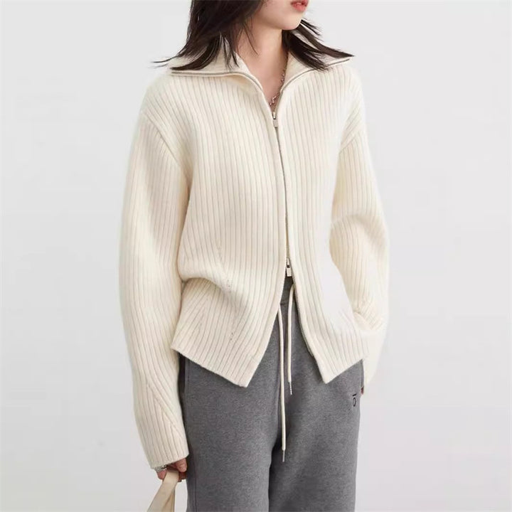 Cardigan décontracté pour femmes avec col montant et fermeture éclair Chic & Stil
