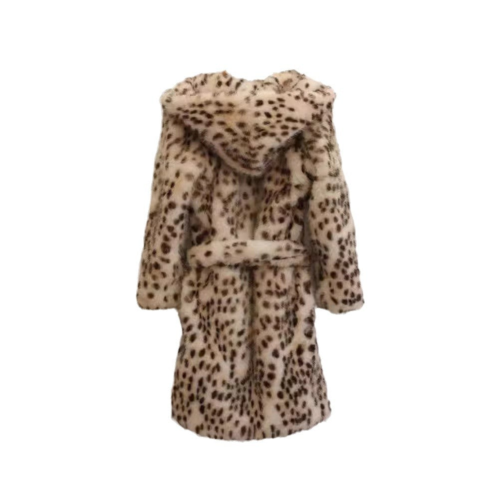 Lune London Women's Polar Bathrobe with Hood and Leopard Print