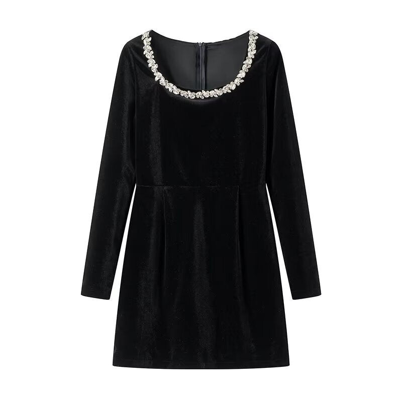 Women's fitted flared mini dress made of velvet with embellished square neckline Amarae