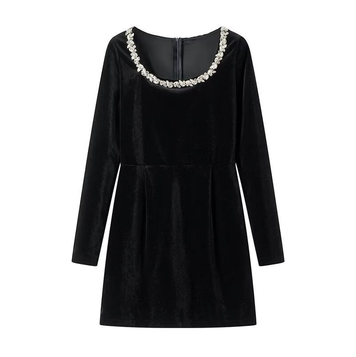 Women's fitted flared mini dress made of velvet with embellished square neckline Amarae