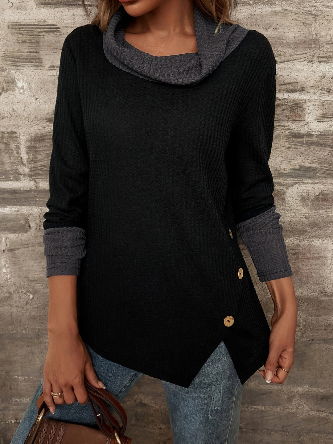 Woman Trendy top with asymmetrical hem and chic collar Lune London