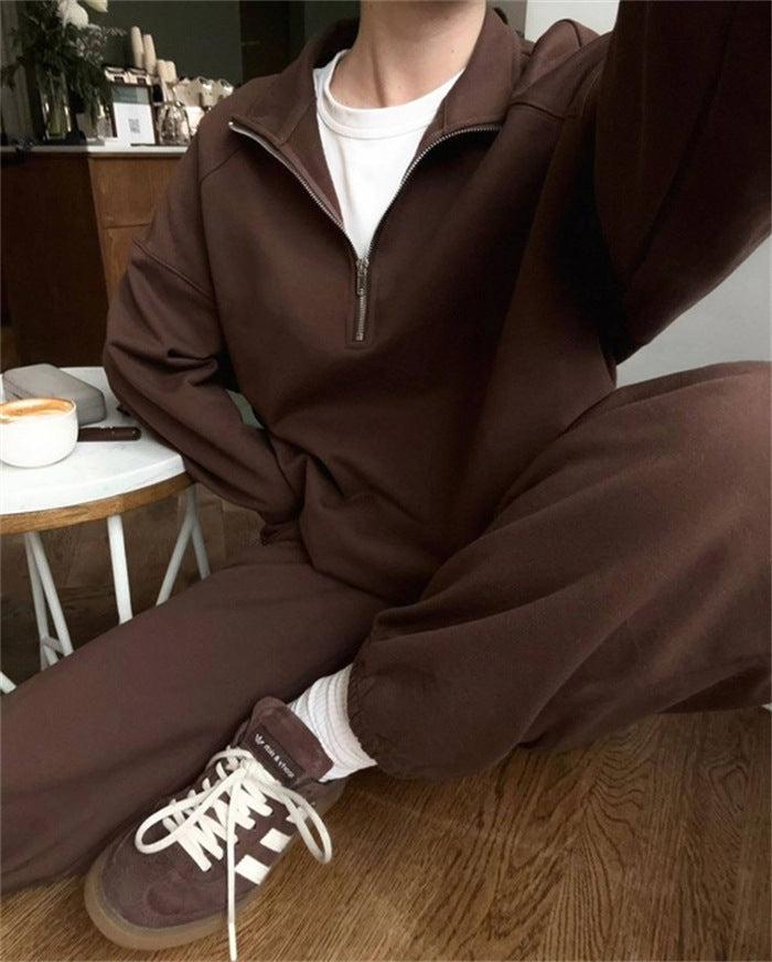 Women Fleece Sports Sweater with High Neck and Chic Zipper