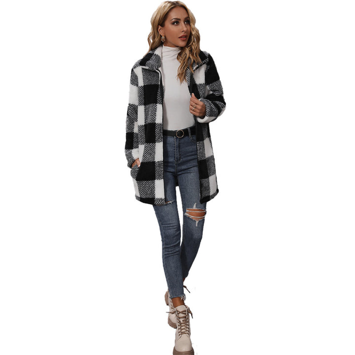Plaid Plush Jacket for Women with Practical Pockets Lune London