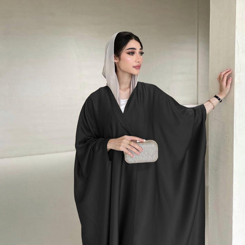 Elegant Abaya dress for women in soft material and generous cut Amarae