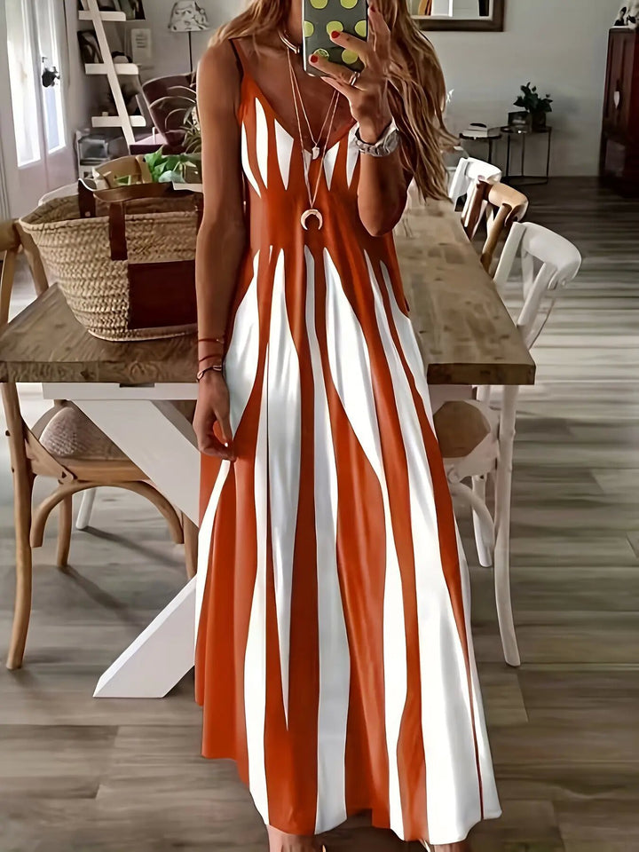 Maxi Dress Women Long with a resilient off-shoulder cut and full length Lune London