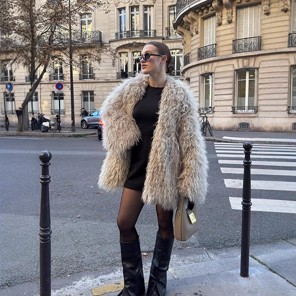 Women's Oversize Curly Faux Fur Coat in Shaggy Look Amarae