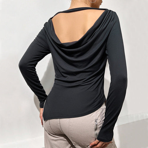 Chemisier à manches longues pour femmes avec encolure décontractée en cascade et section arrière élégante Chic & Stil