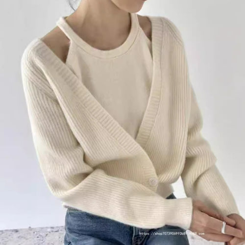 Knitted jacket for women with open cut and ribbed structure Amarae