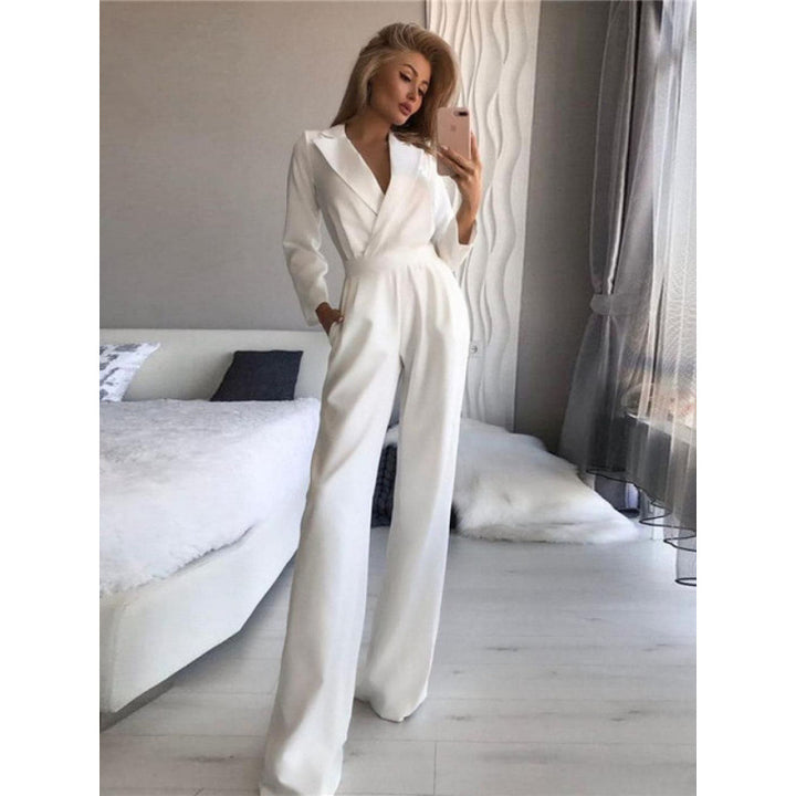 Elegant jumpsuit for women with long legs and classic collar Lune London