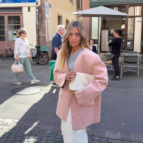 Women Oversized Blazer Elegant with V Neck and Chic Pockets and Style