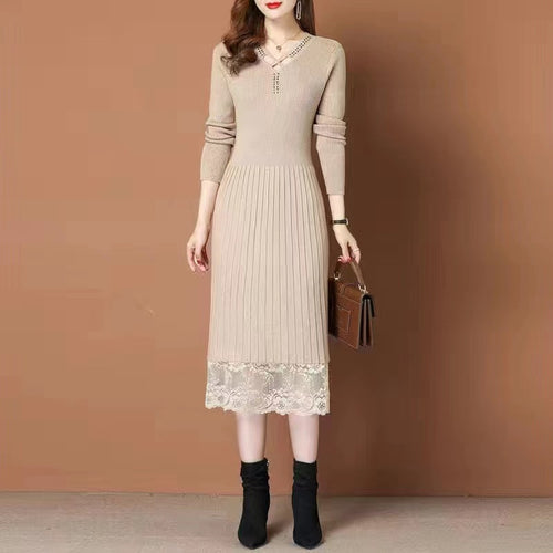 Robe en tricot pour femmes avec élégant bord en dentelle et décolleté en V Amarae